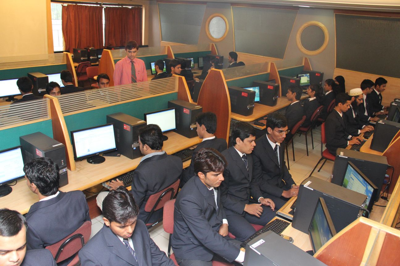 State of the Art Tech Lab